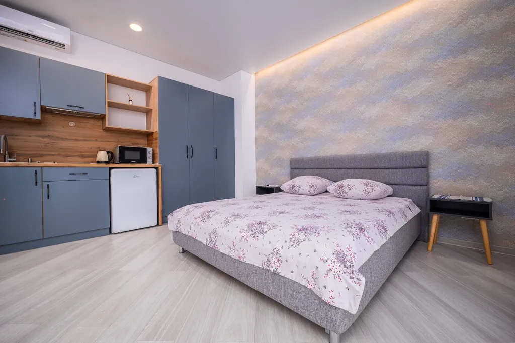 Квартира Студия Люкс с видом на море — аренда посуточно в Ялта