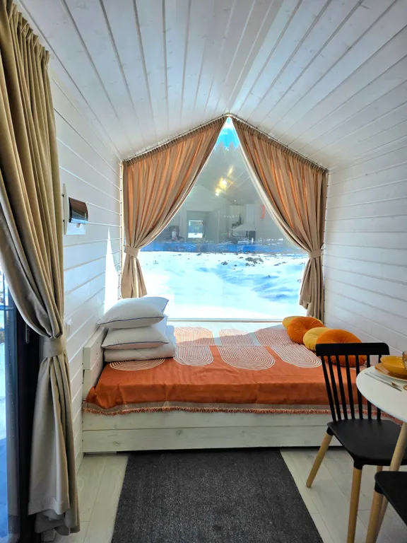 Дом Романтичный на заливе реки Нерль с видом на лес, 2 человека