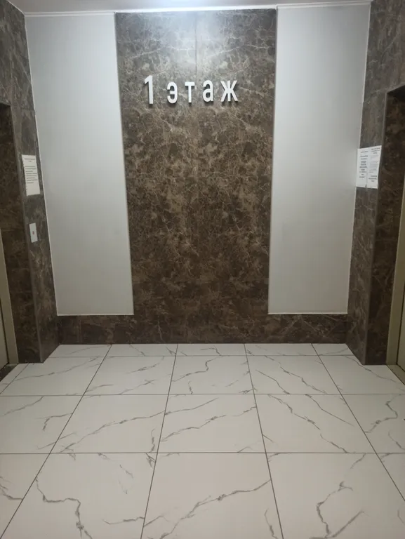 Шикарная 1-комнатная квартира с джакузи и гардеробной