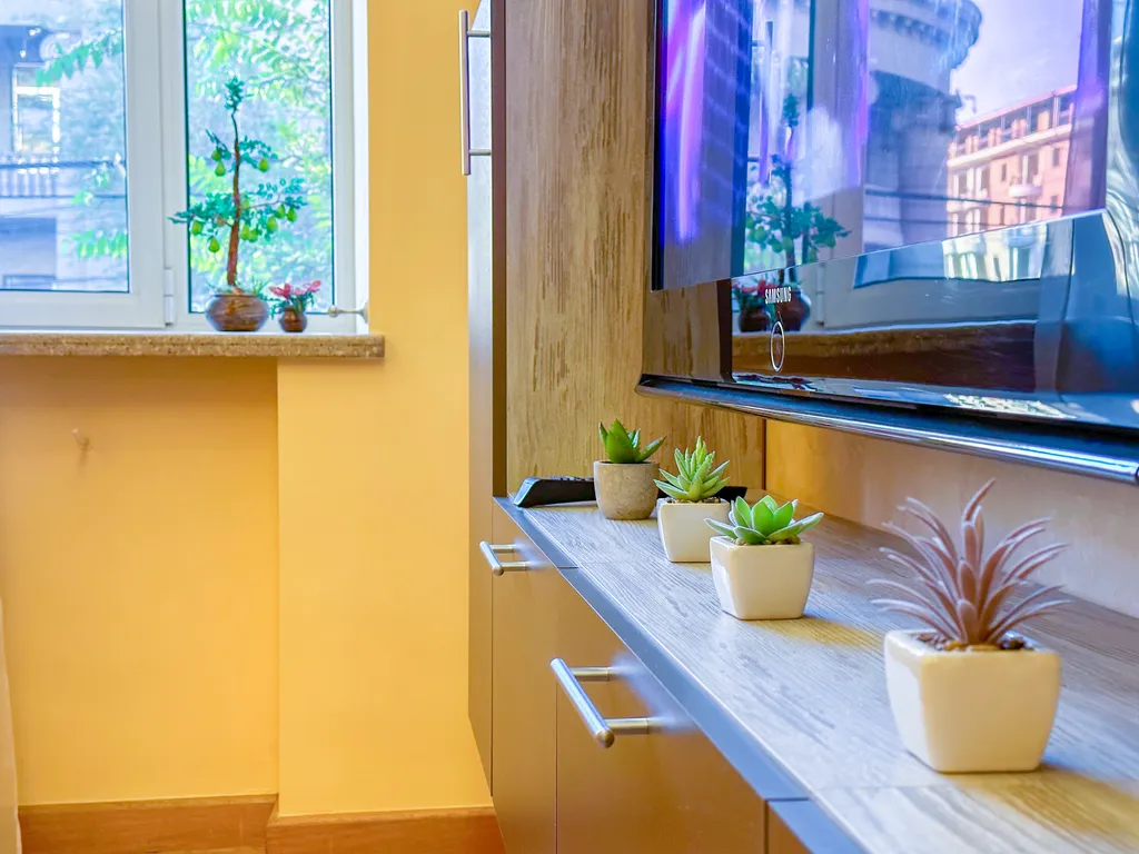 В центре под рукой все событие