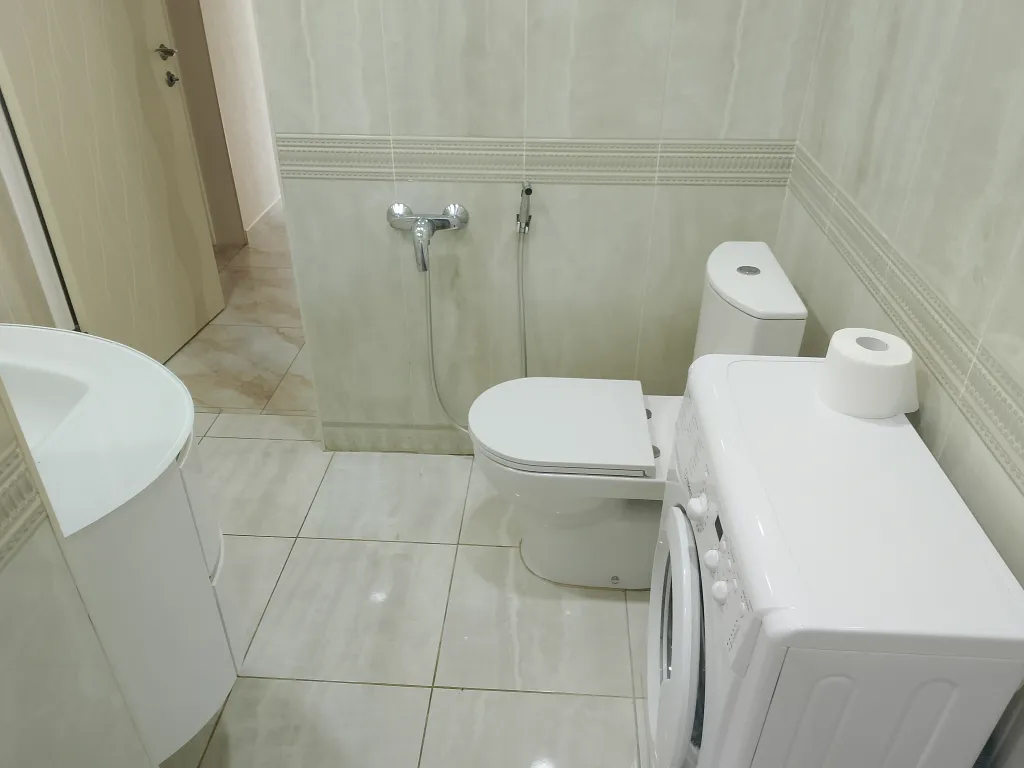 Дом, частный сектор, парковка для грузовых автомобилей, семейный отдых