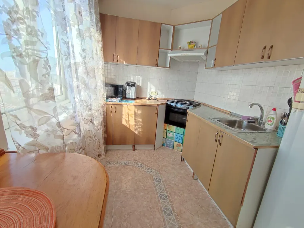 Квартира Просторная светлая квартира с хорошим видом из окна — Владивосток