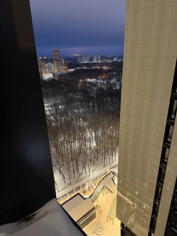 Студия Глубокое синее небо в доме премиум-класса The Prime