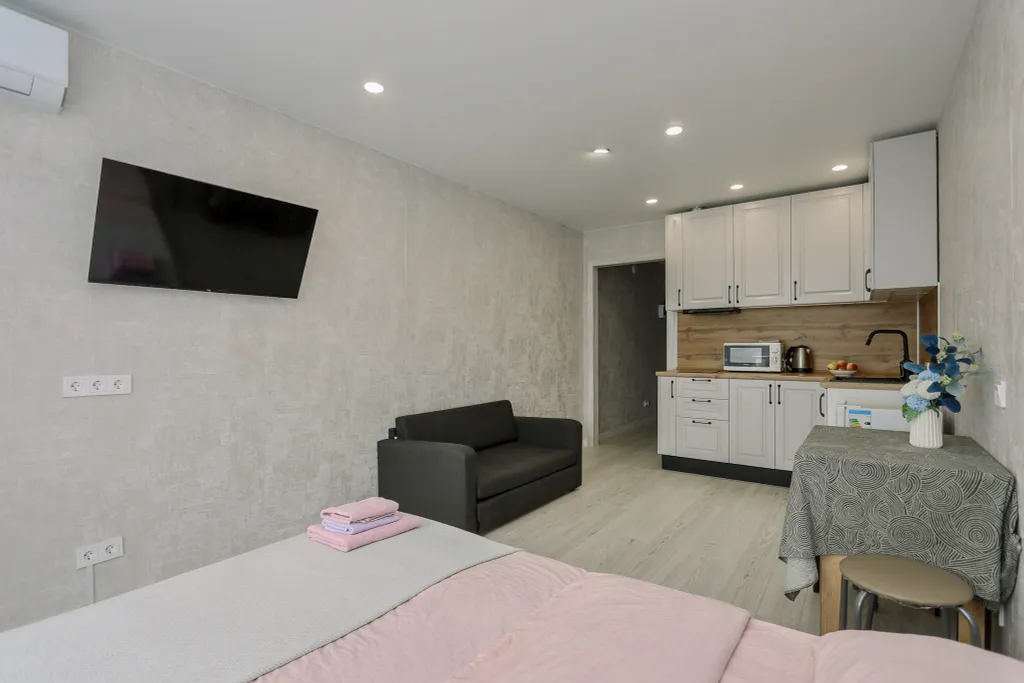 Oчень cветлaя и проcторная квартира с бaлкoном