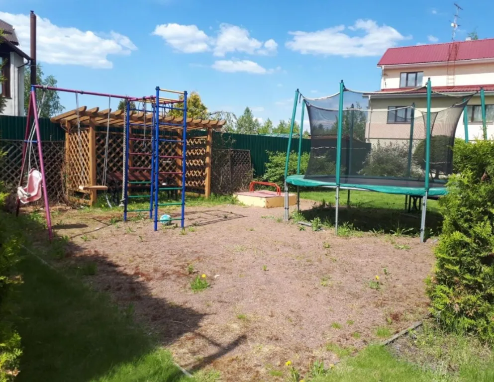 Коттедж Уютный дом с площадкой для барбекю — Санкт-Петербург