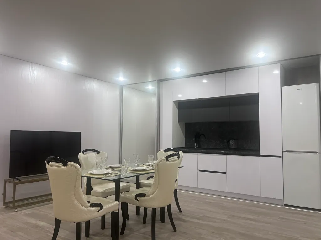 Уютный таунхаус с теплым бассейном и баней