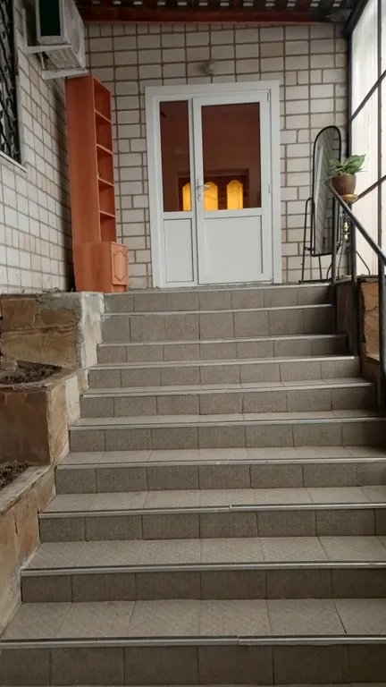 Большой семейный номер до 6 чел.  Рядом М4, Парк "Лога"- заезд 14-22