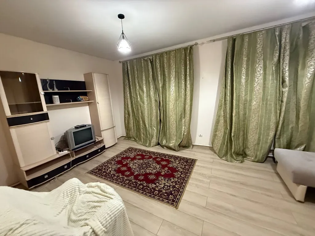 Дом с видом на лес, рядом с рекой Тверцой.