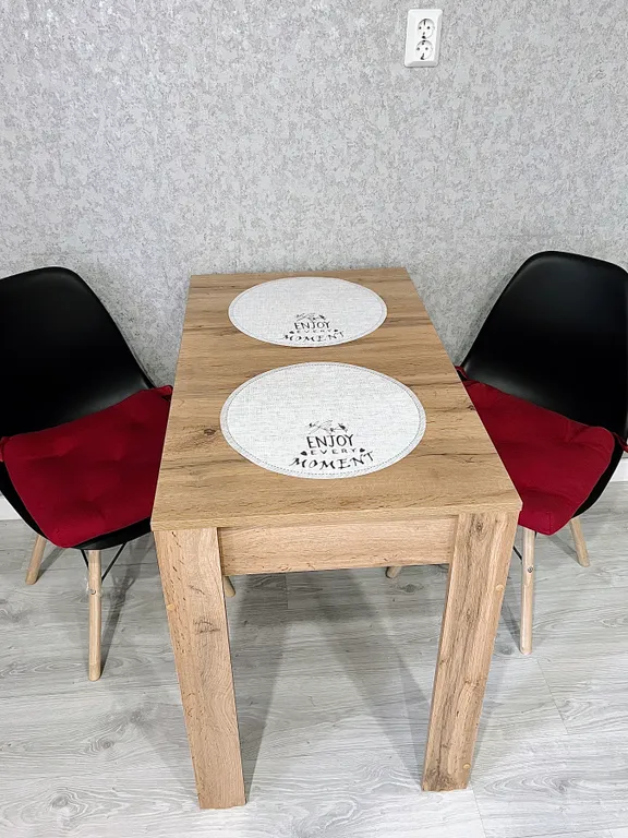 Уютная студия на берегу реки