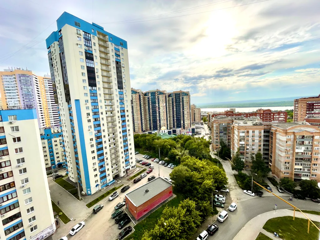 Уютная, красивая квартира с видом на реку Волгу