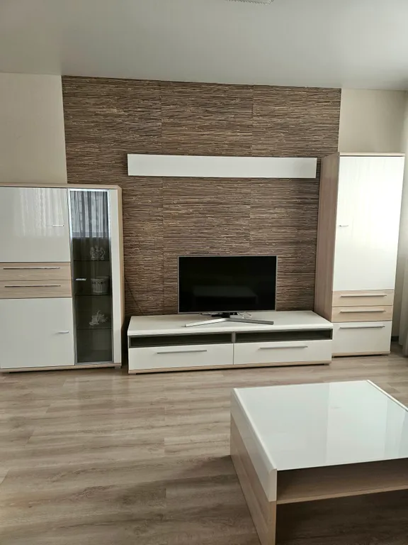 Просторная двухкомнатная квартира