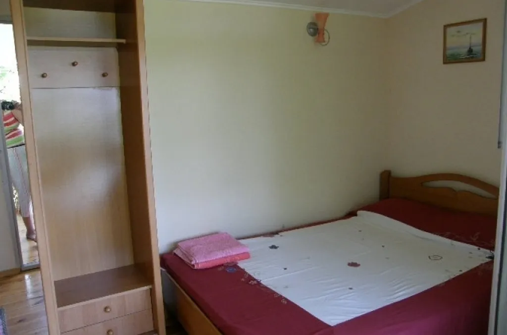 Домик на двоих с террасой