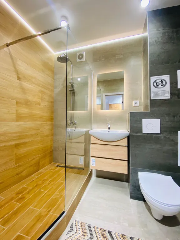 Квартира с новым ремонтом рядом с дворцом спорта Антей