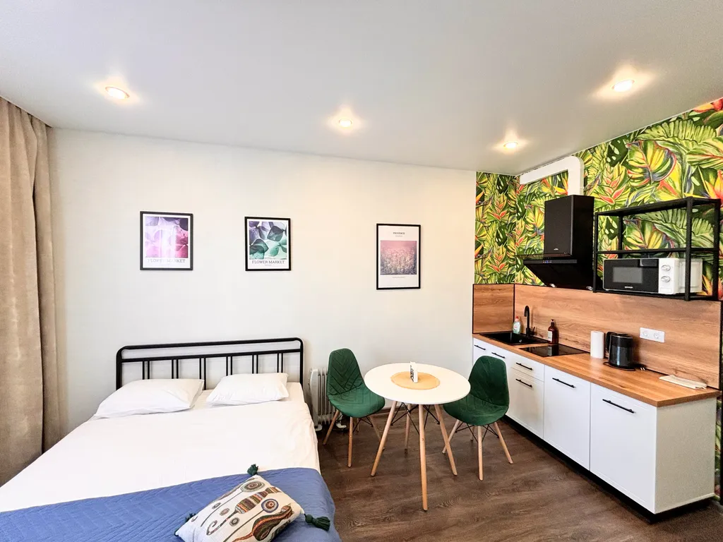 Уютная студия у ТЦ Вершина