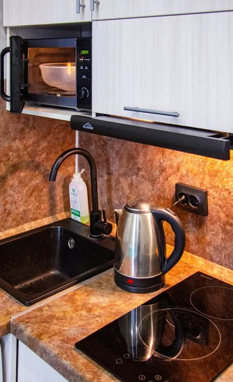 Квартира Апартаменты у метро и в 20 минутах до центра Москвы — Москва