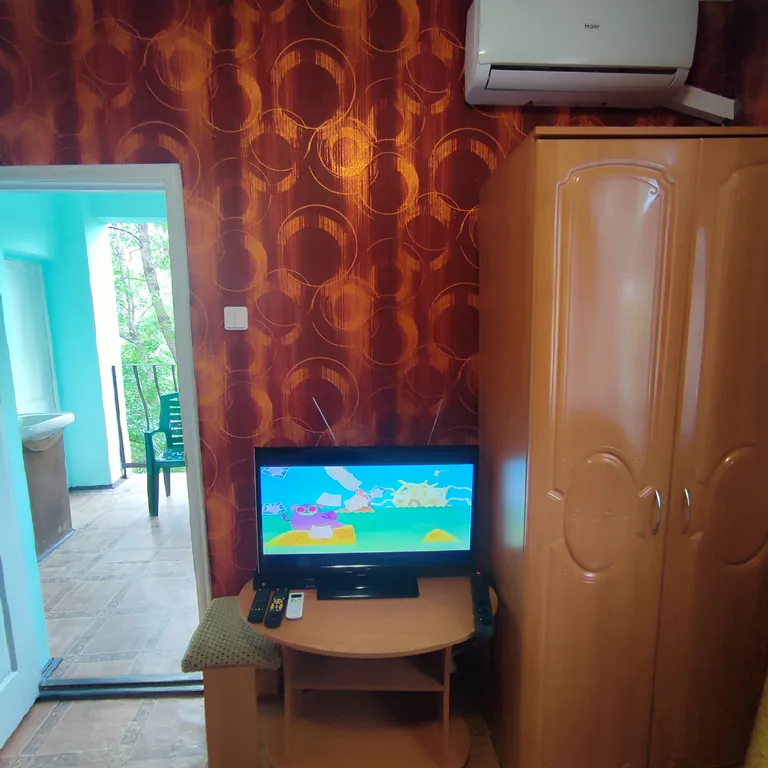 Часть дома в Профессорском уголке с отдельным входом на втором этаже