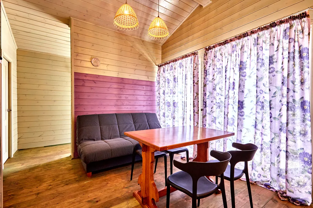 Коттедж 3-комнатный Дом — аренда посуточно в Голубицкая