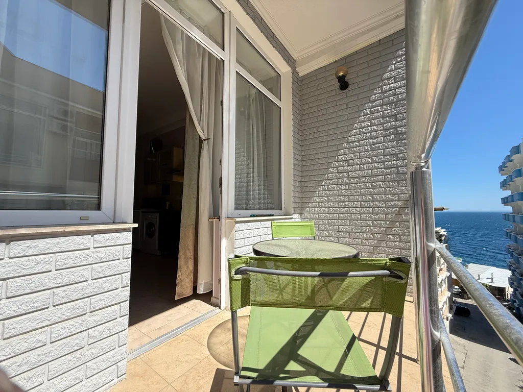 Квартира у пляжа с балконом и зоной барбекю