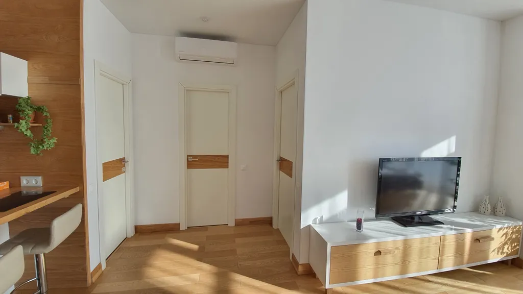 Апартаменты в центре города с прекрасным видом на золотой мост