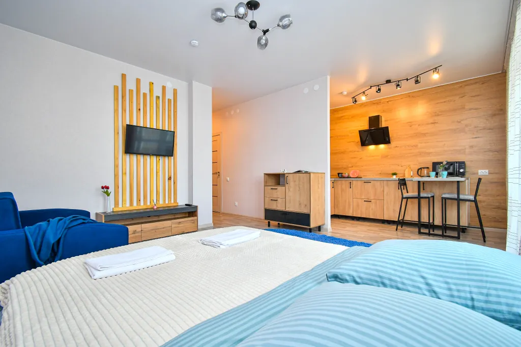 Квартира Квартира Прекрасная студия с лаунж зоной на балконе и шикарным видом — Красноярск