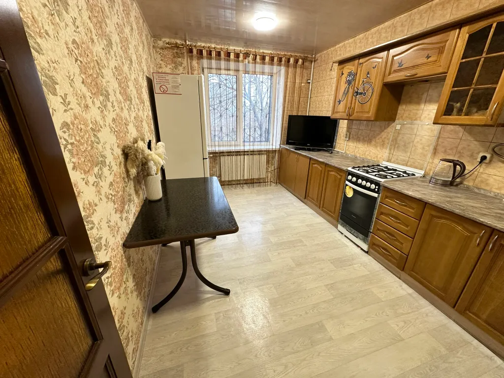 Просторная и чистая 2-к квартира в центре