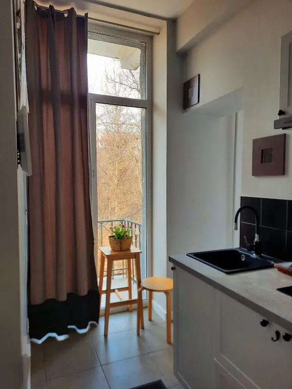 Квартира Квартира с балконом, рядом с метро и бесплатной парковкой. — Москва