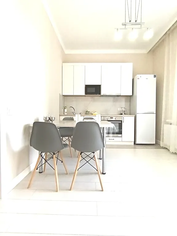 Солнечная квартира в самом центре столицы