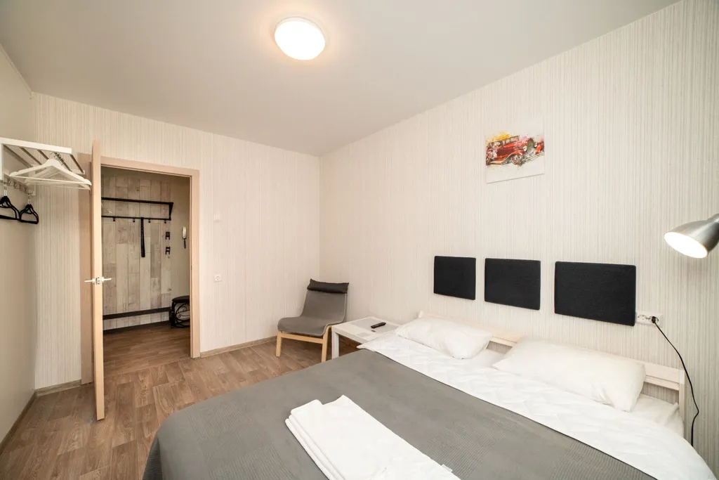 Квартира Двухкомнатная квартира рядом с ТЦ Июнь — Красноярск