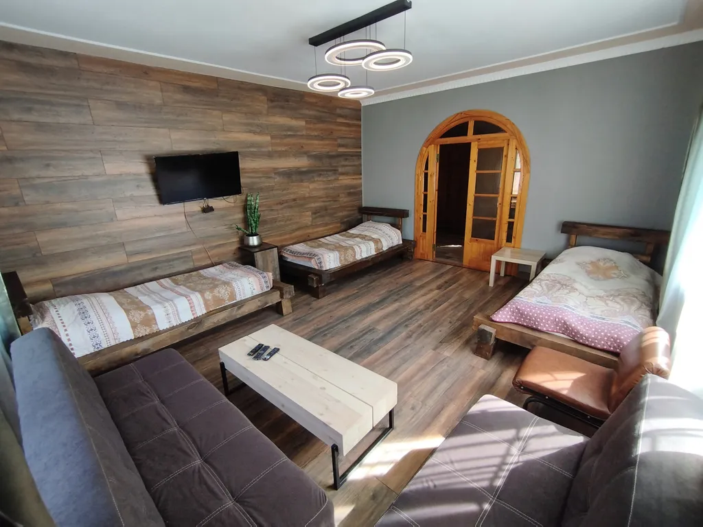 Уютный дом для большой компании