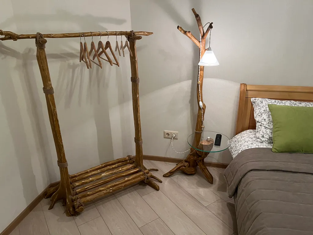 Для доброго гостя и ворота настежь