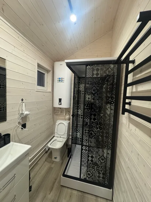 Двухкомнатный дом с видом на горы и реку