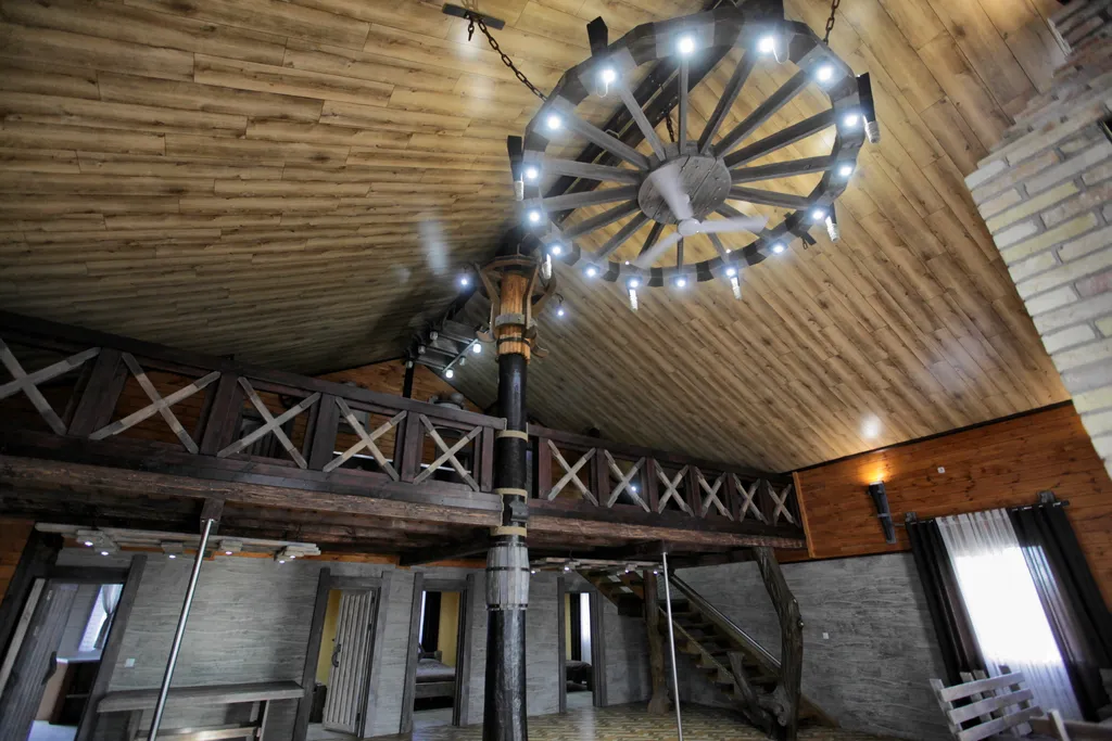 Дом с камином