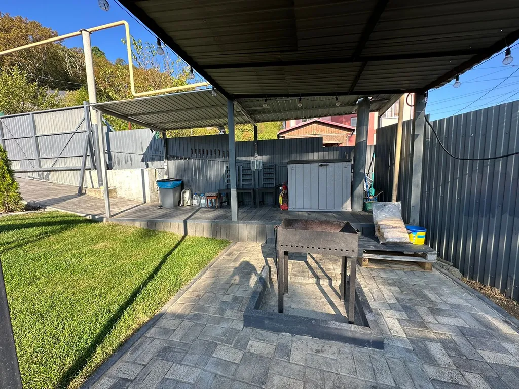 Уютный дом с теплым бассейном, дровяной баней и сибирским чаном