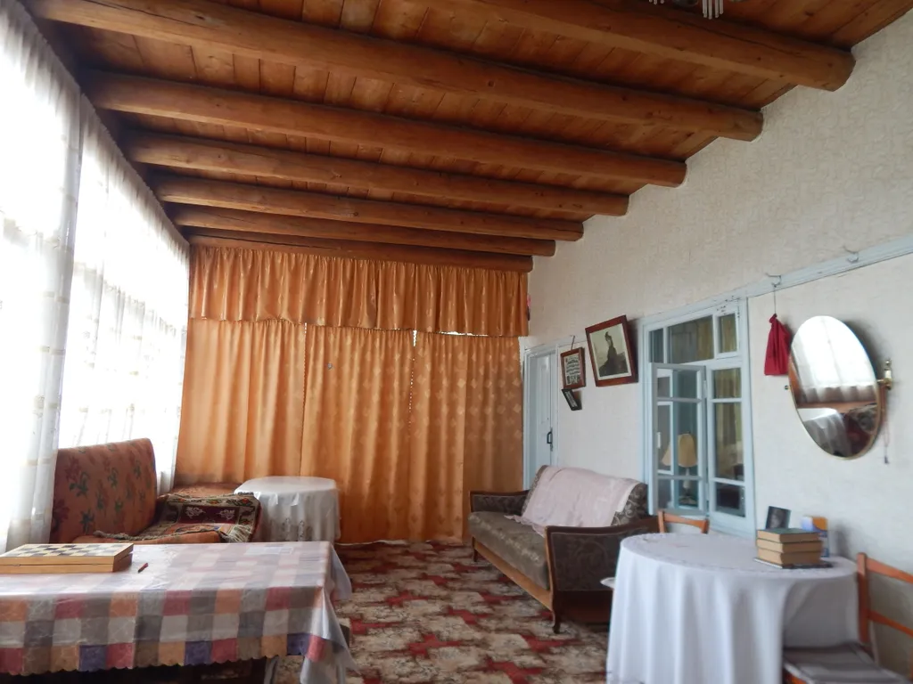 Уютный дом с видом на горы