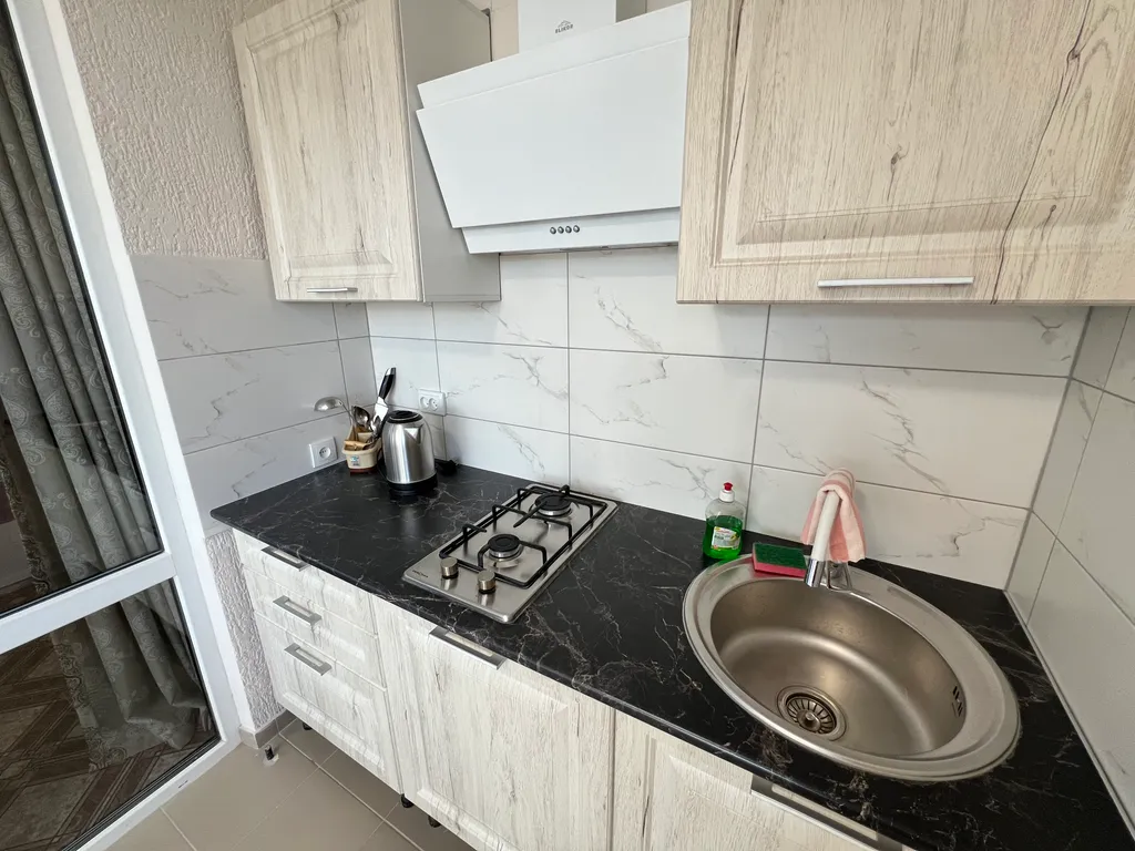 Двухкомнатный дом с кухней на 2 этаже