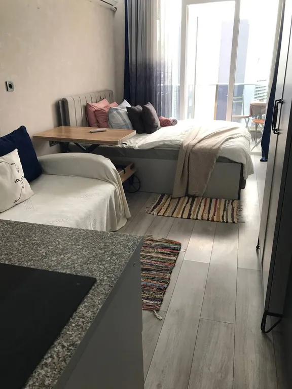 Студия с видом на море