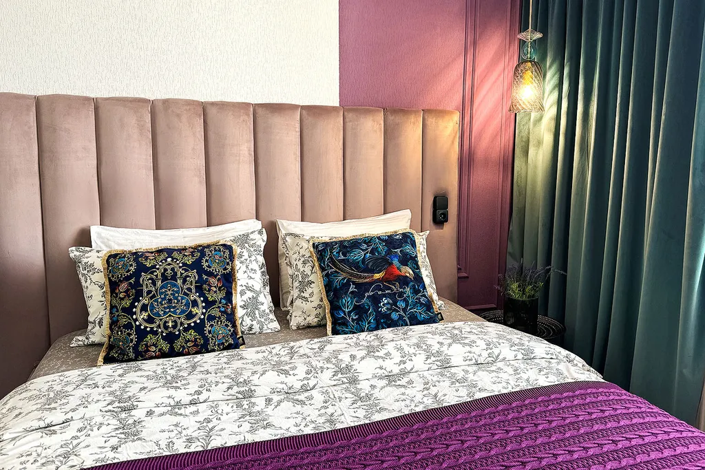 Солнечная студия с панорамным видом