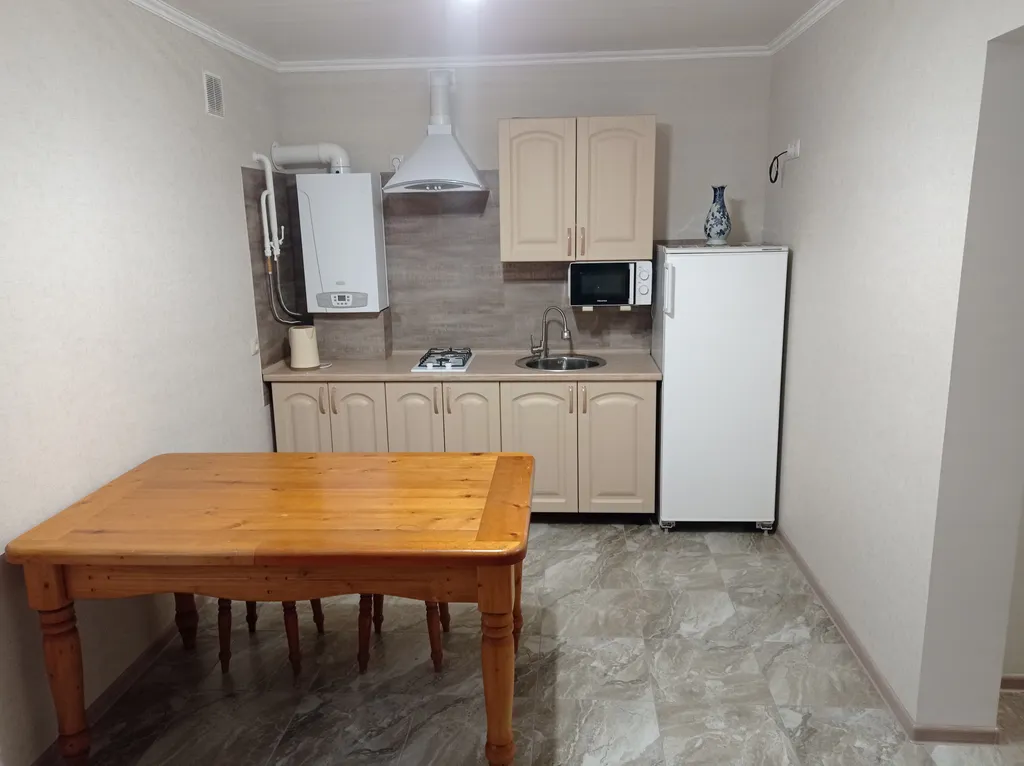 Квартира Квартира Уютный номер с  индивидуальной кухней — Ейск