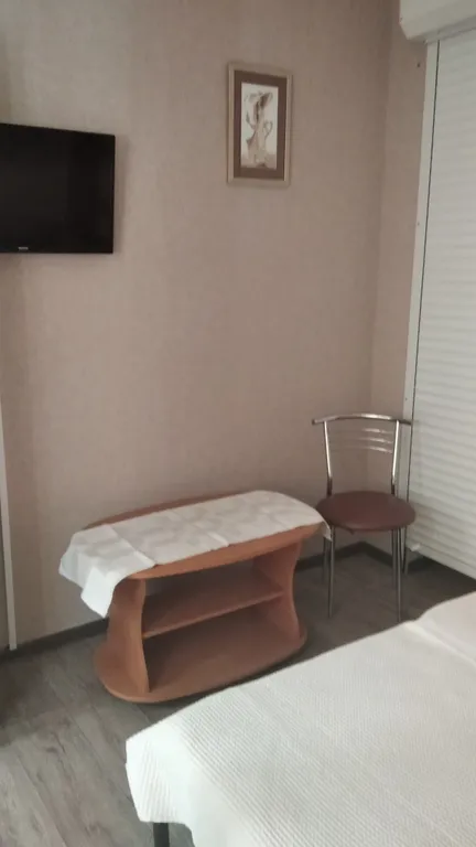 Уютный номер с двориком-беседкой