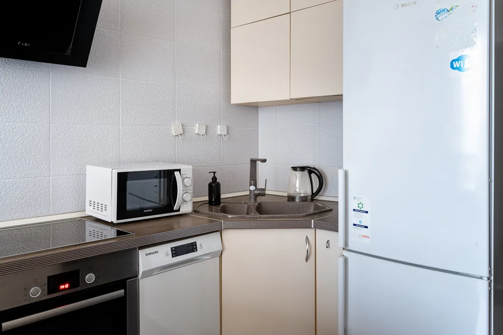 Уютная 1-комнатная квартира ЖК 9/18 возле Ледовой Арены