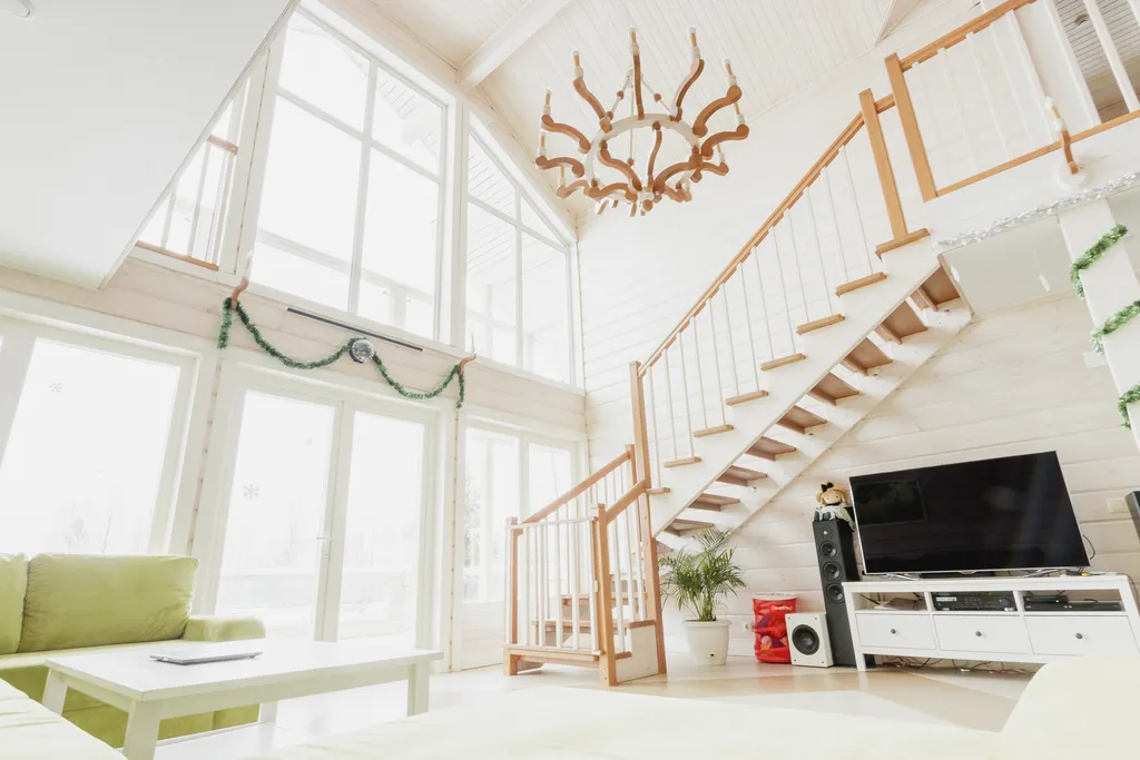 Коттедж с 5 спальнями, сауной и камином