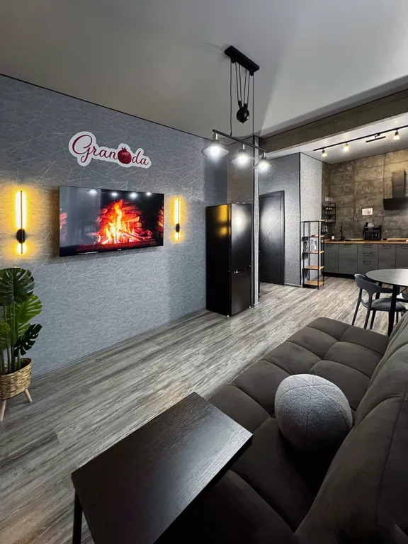 Красивая двухкомнатная квартира формата евро в центре рядом с вокзалом — аренда посуточно в Нижний Тагил