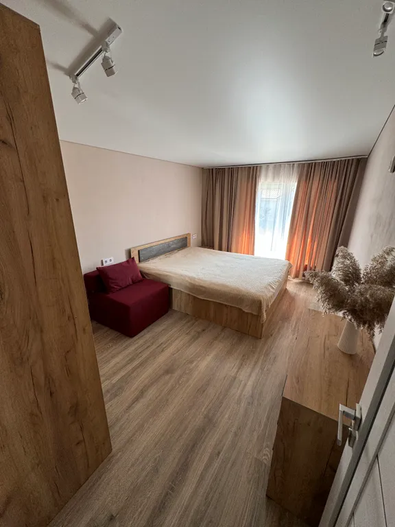 Дом с баней, бассейном и мангалом