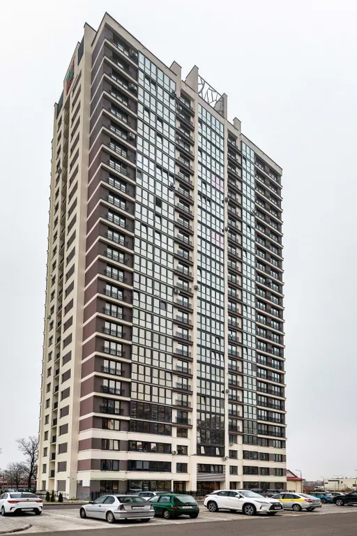 Светлые апартаменты с балконом в Минск мире