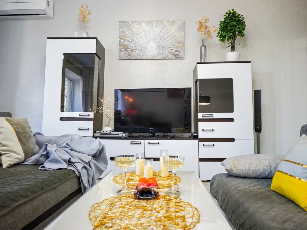 Квартира Квартира Счастье жить в Севастополе в самом центре с видом на Покровский собор — Севастополь