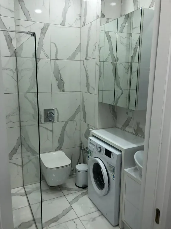 Светлая и уютная квартира с 3 комнатами, 7 минут от моря