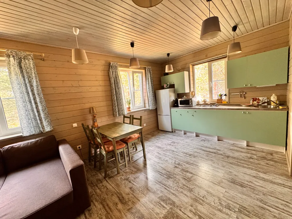 Коттедж Домик под Соснами в Свирском — Лодейное Поле