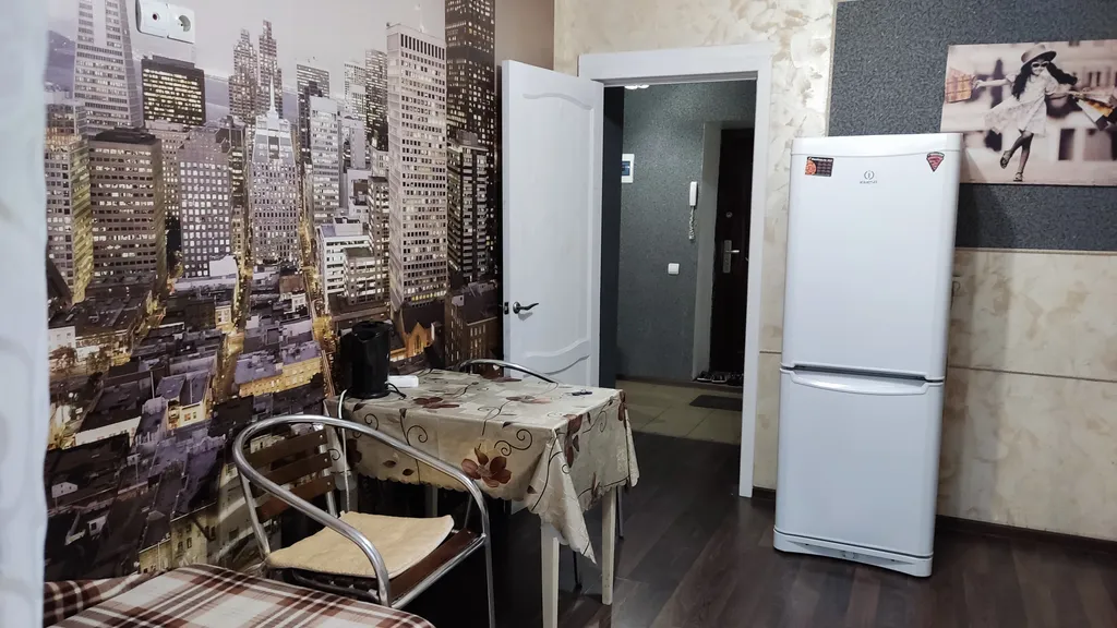 Вишня апартаменты с балконом рядом с автовокзалом