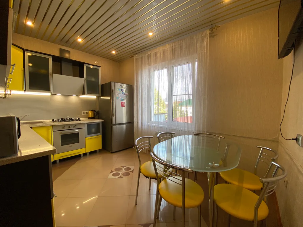 4-комнатная Квартира