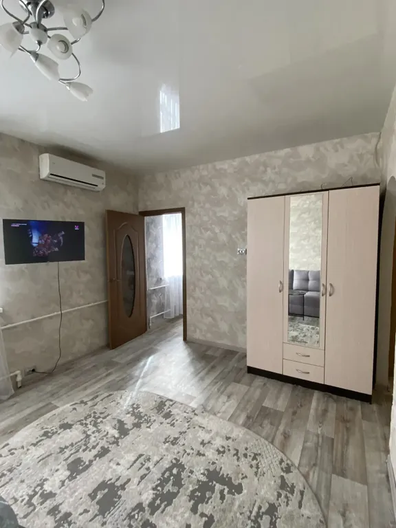 Сдаётся просторная, светлая, однокомнатная квартира!